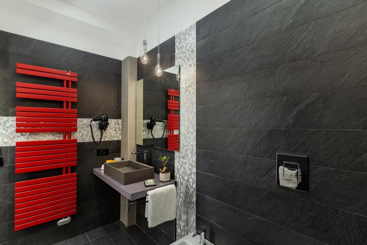 Qui Vicino Boutique Rooms And Suites Trapani Exterior foto