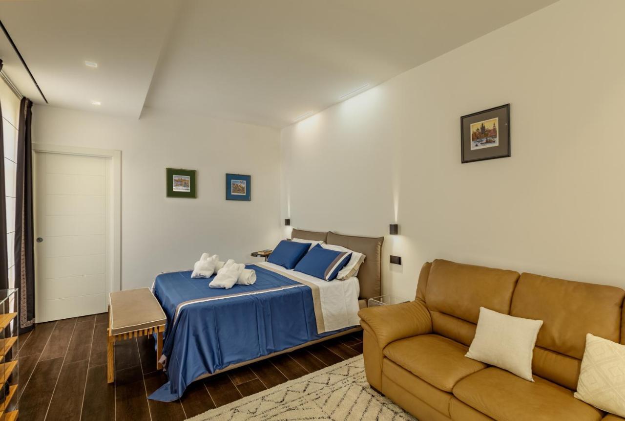 Qui Vicino Boutique Rooms And Suites Trapani Exterior foto