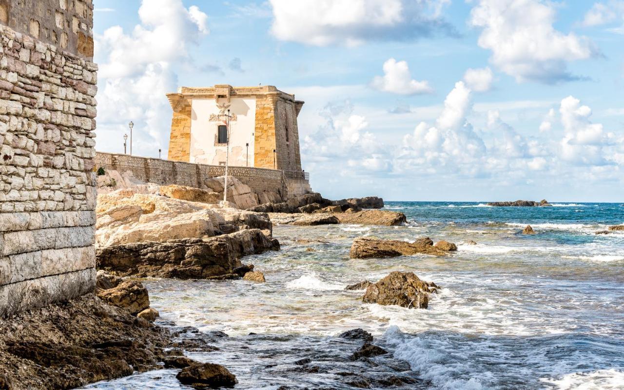 Qui Vicino Boutique Rooms And Suites Trapani Exterior foto